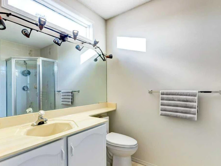 87 Sun Harbour Close SE, Calgary, AB, T2X 3C4 - 28