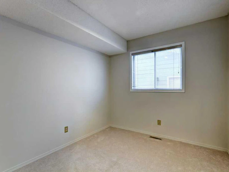 87 Sun Harbour Close SE, Calgary, AB, T2X 3C4 - 21