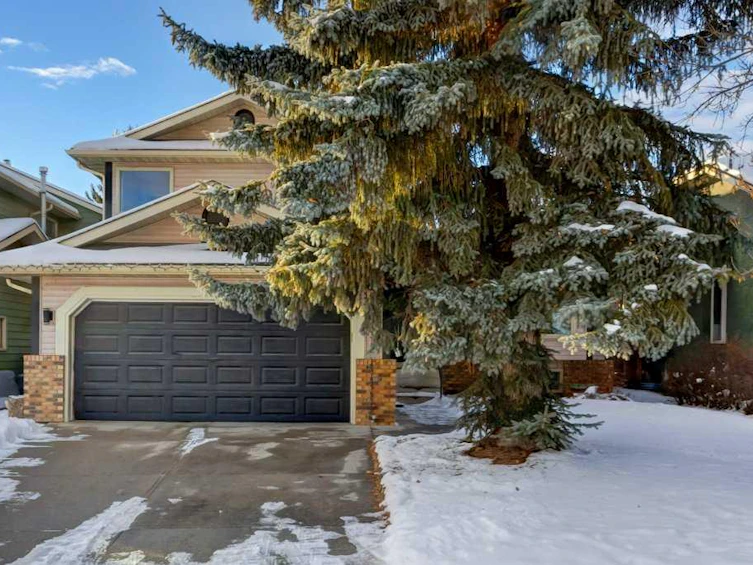 87 Sun Harbour Close SE, Calgary, AB, T2X 3C4