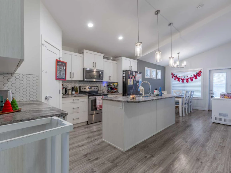 59 Kensington Road W, Lethbridge, AB, T1J 5N5 - 8