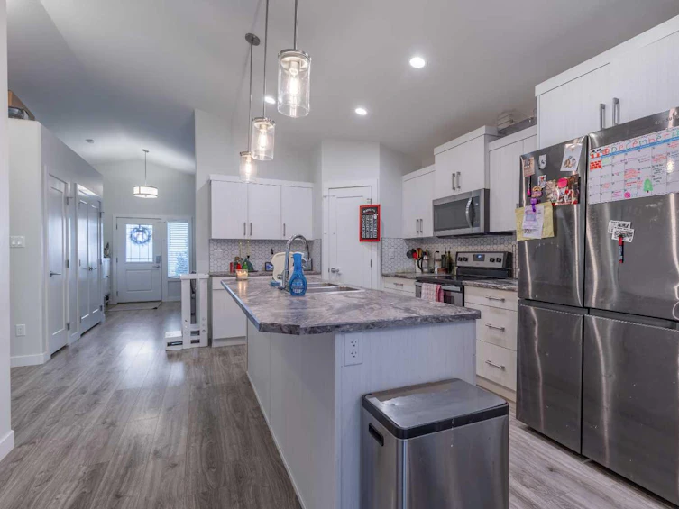 59 Kensington Road W, Lethbridge, AB, T1J 5N5 - 9
