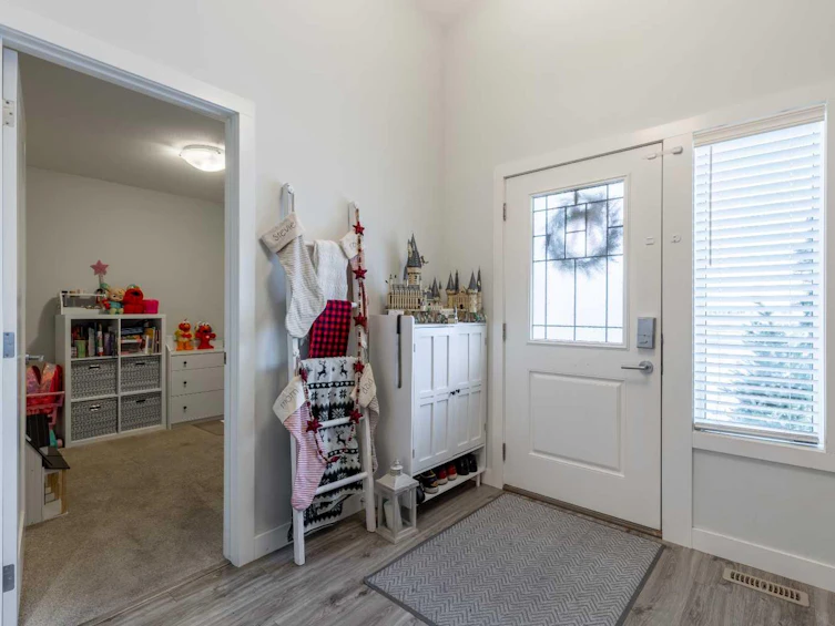 59 Kensington Road W, Lethbridge, AB, T1J 5N5 - 3