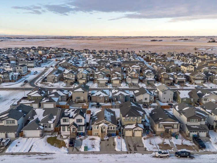 59 Kensington Road W, Lethbridge, AB, T1J 5N5 - 39
