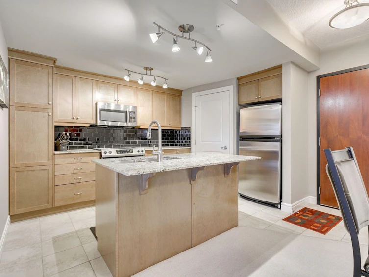 2001-910 5 Avenue SW, Calgary, AB, T2P 0C3 - 7