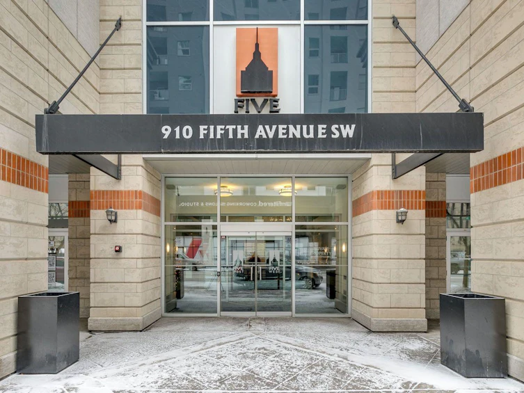 2001-910 5 Avenue SW, Calgary, AB, T2P 0C3 - 21