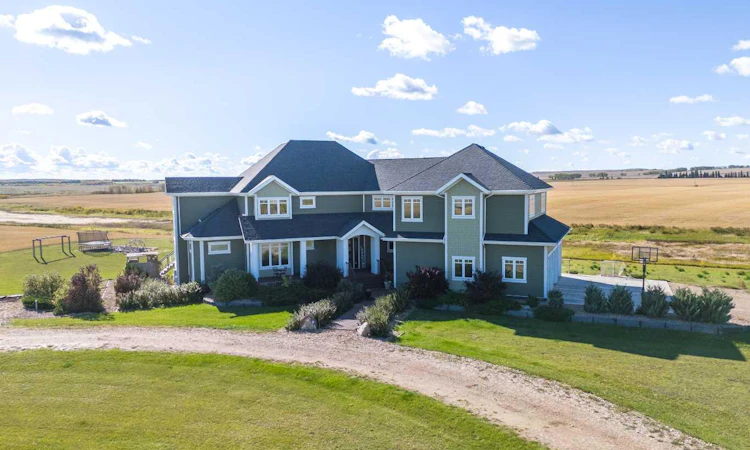 25011 Twp Rd 464