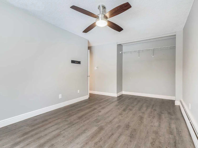 319-315 Heritage Drive SE, Calgary, AB, T2H 1N2 - 14