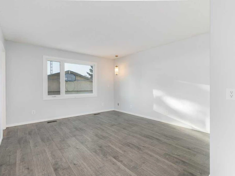 5501 58 Street, Olds, AB, T4H 1J9 - 12