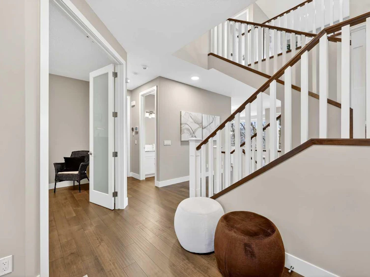25 Rock Lake Heights NW, Calgary, AB, T3G 0G1 - 4