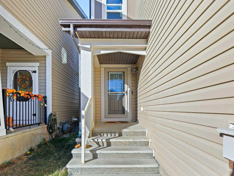 26 Chaparral Valley Common SE, Calgary, AB, T2X 0T4 - 2