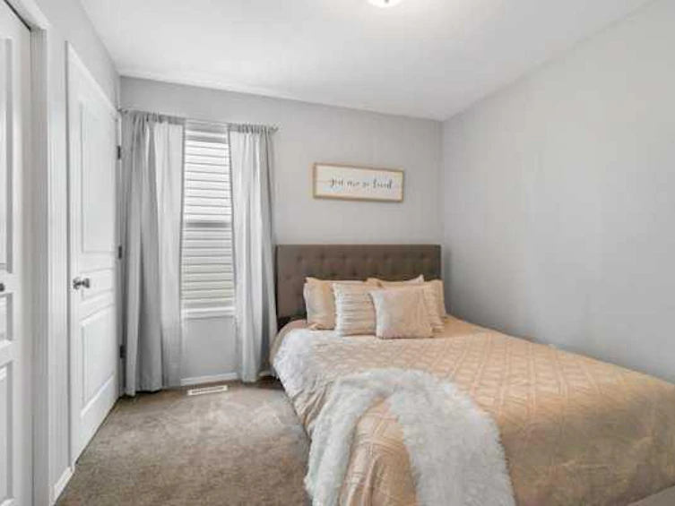 87 Wildrose Drive, Sylvan Lake, AB, T4S 2L1 - 12