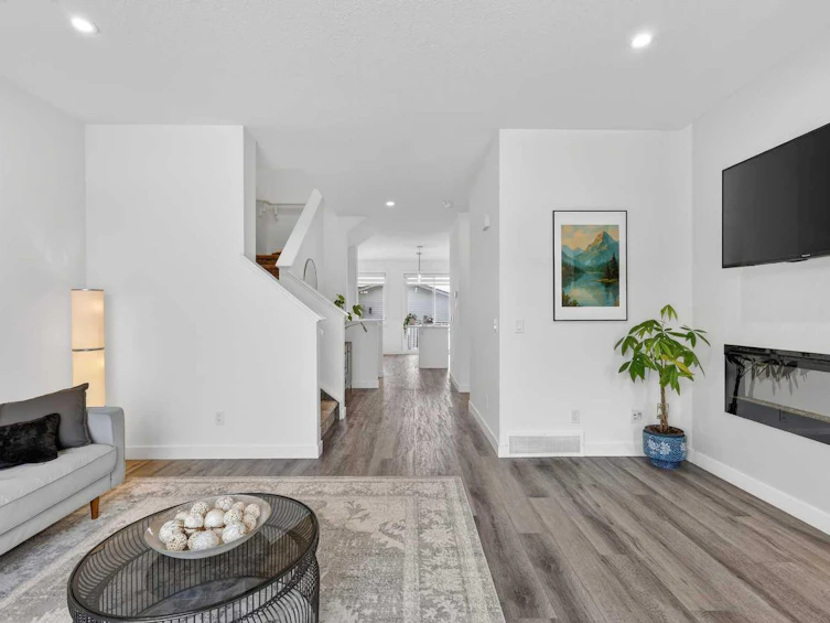20525 Main Street SE, Calgary, AB, T3M 3E9 - 7