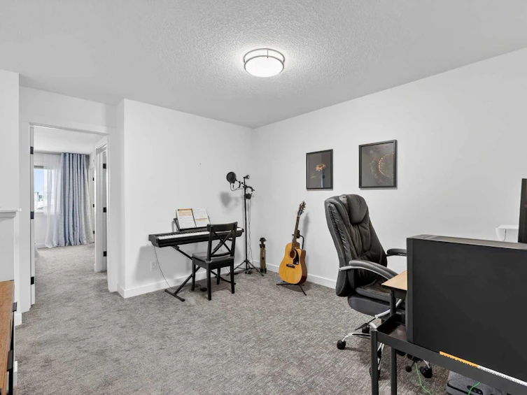 20525 Main Street SE, Calgary, AB, T3M 3E9 - 21