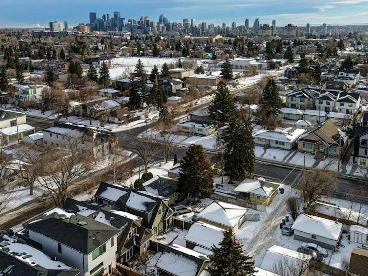 2511 18 Street NW, Calgary, AB, T2M 3T7 - 37