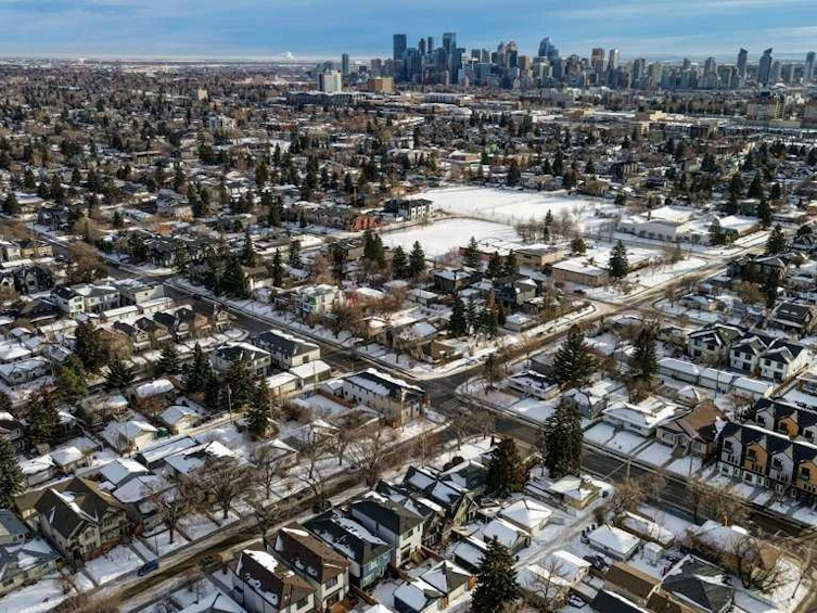 2511 18 Street NW, Calgary, AB, T2M 3T7 - 38