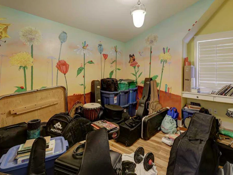 2511 18 Street NW, Calgary, AB, T2M 3T7 - 20