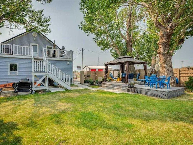 102 Railway Avenue E, Rural Wheatland County, AB, T0J 0M0 - 5