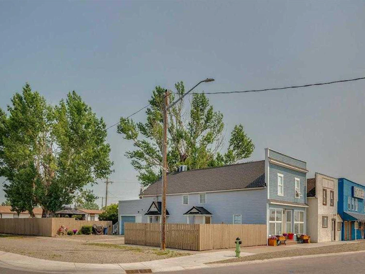 102 Railway Avenue E, Rural Wheatland County, AB, T0J 0M0