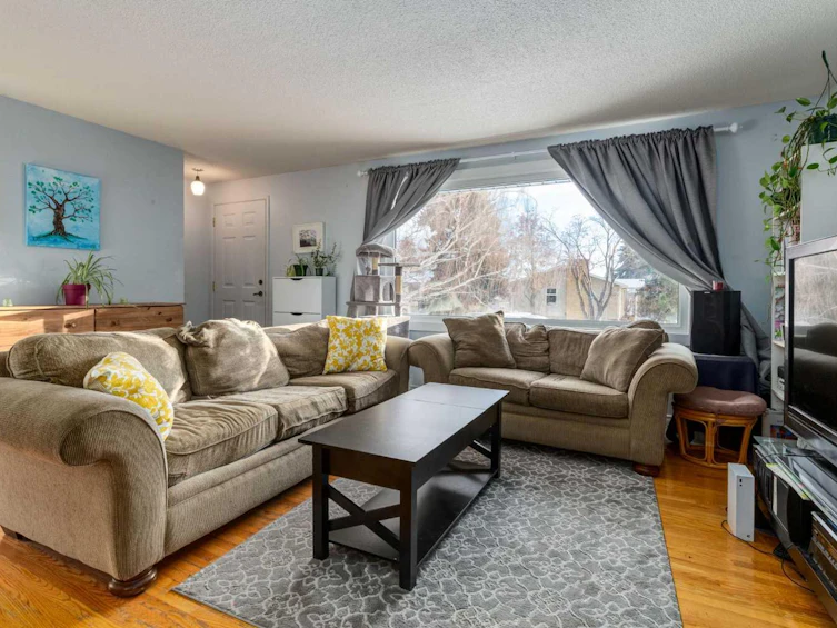 744 Hunterston Crescent NW, Calgary, AB, T2K 4N2 - 9