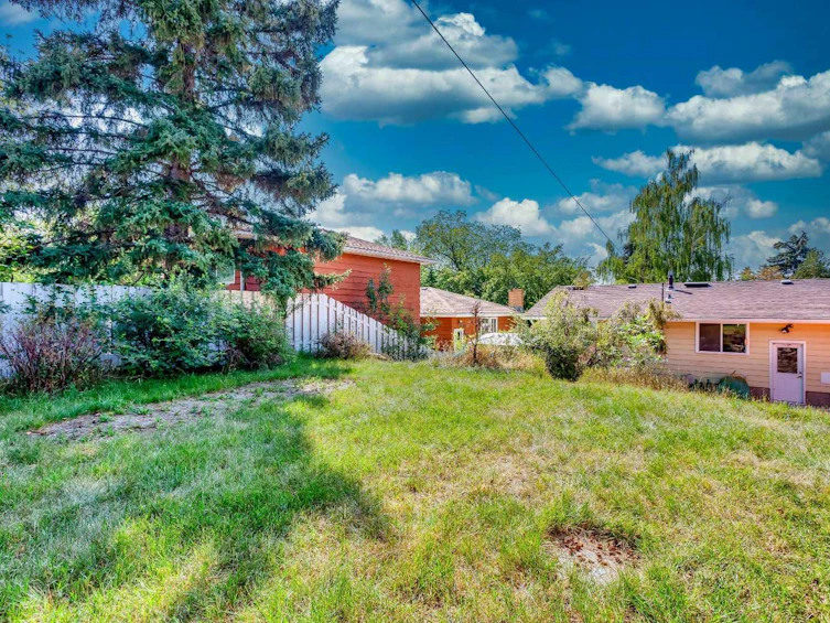 744 Hunterston Crescent NW, Calgary, AB, T2K 4N2 - 36