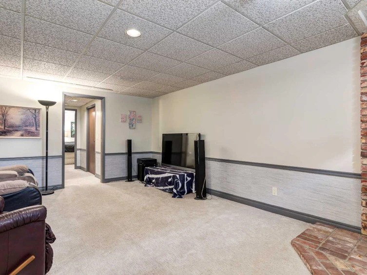 744 Hunterston Crescent NW, Calgary, AB, T2K 4N2 - 21