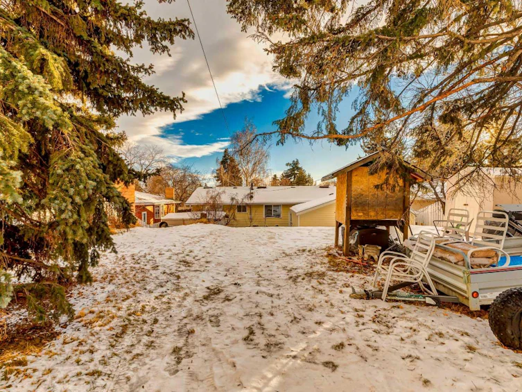 744 Hunterston Crescent NW, Calgary, AB, T2K 4N2 - 31