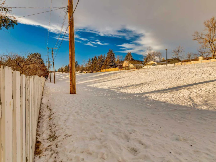 744 Hunterston Crescent NW, Calgary, AB, T2K 4N2 - 34