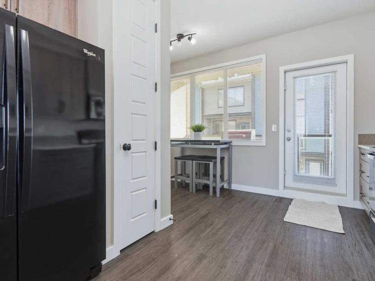 202-125 Caribou Crescent, Red Deer, AB, T4P 0V6 - 10
