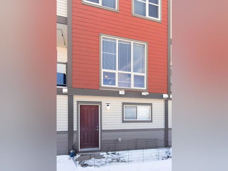 202-125 Caribou Crescent, Red Deer, AB, T4P 0V6 - 2