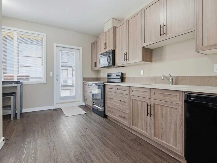 202-125 Caribou Crescent, Red Deer, AB, T4P 0V6 - 9