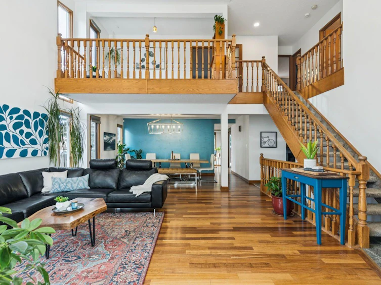 715 Coach Bluff Crescent SW, Calgary, AB, T3H 1A9 - 4