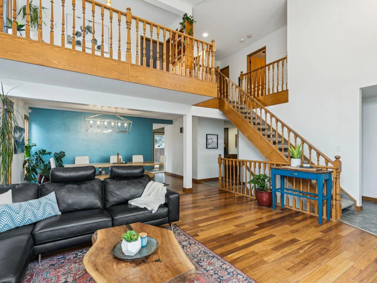 715 Coach Bluff Crescent SW, Calgary, AB, T3H 1A9 - 7