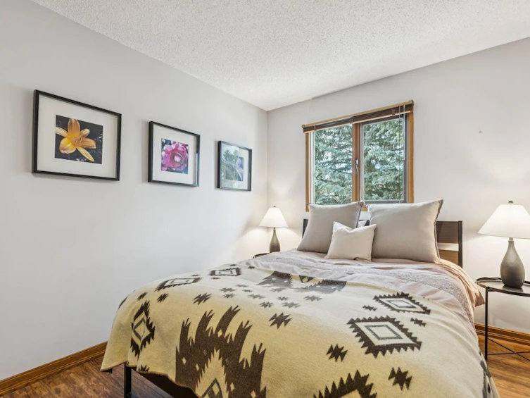 715 Coach Bluff Crescent SW, Calgary, AB, T3H 1A9 - 25