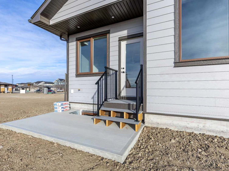 322 Canyon Meadows Road W, Lethbridge, AB, T1K 8E7 - 38