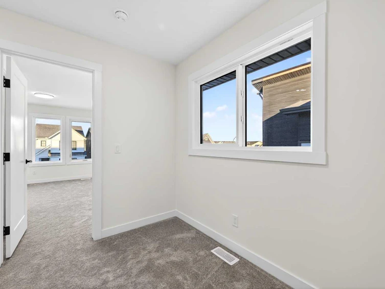 29 Rowmont Common NW, Calgary, AB, T3L 0L4 - 27