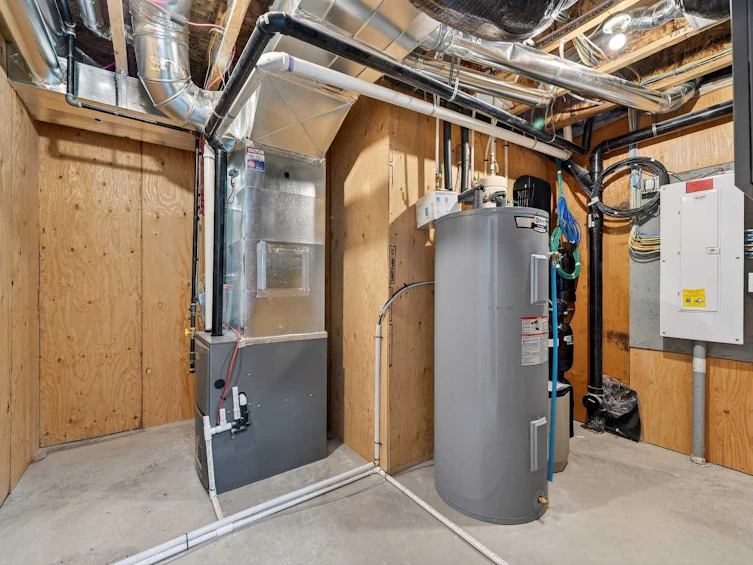 29 Rowmont Common NW, Calgary, AB, T3L 0L4 - 44