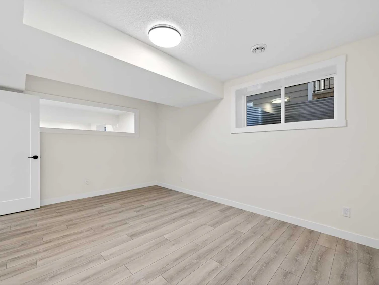 29 Rowmont Common NW, Calgary, AB, T3L 0L4 - 37