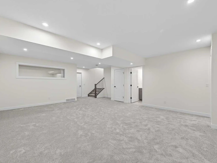 29 Rowmont Common NW, Calgary, AB, T3L 0L4 - 32