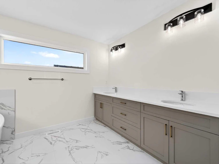 29 Rowmont Common NW, Calgary, AB, T3L 0L4 - 22