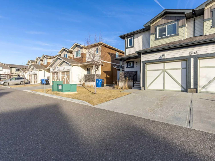 4-1202 Keystone Road W, Lethbridge, AB, T1J 5H6 - 2