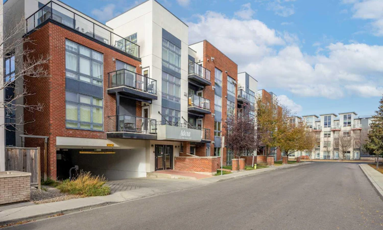 309-725 4 Street NE