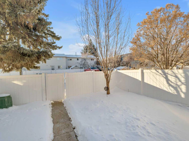 209-5831 57 Street, Red Deer, AB, T4N 2L5 - 32