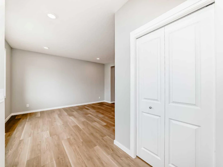 92 Creekside Rise SW, Calgary, AB, T2X 6G8 - 8