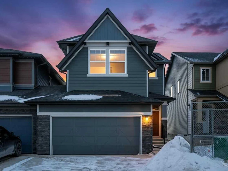 65 Creekside Passage SW, Calgary, AB, T2X 5V6