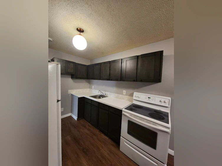 6323 59 Avenue, Red Deer, AB, T4N 5P9 - 28