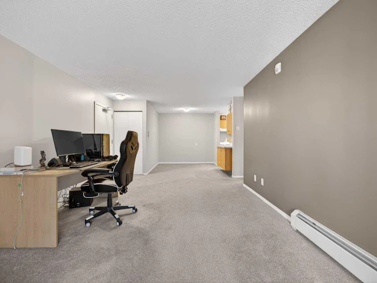 202B-7301 4a Street SW, Calgary, AB, T2V 4V8 - 9
