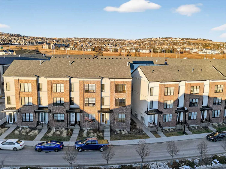 140 Discovery Drive SW, Calgary, AB, T3H 4N7 - 47
