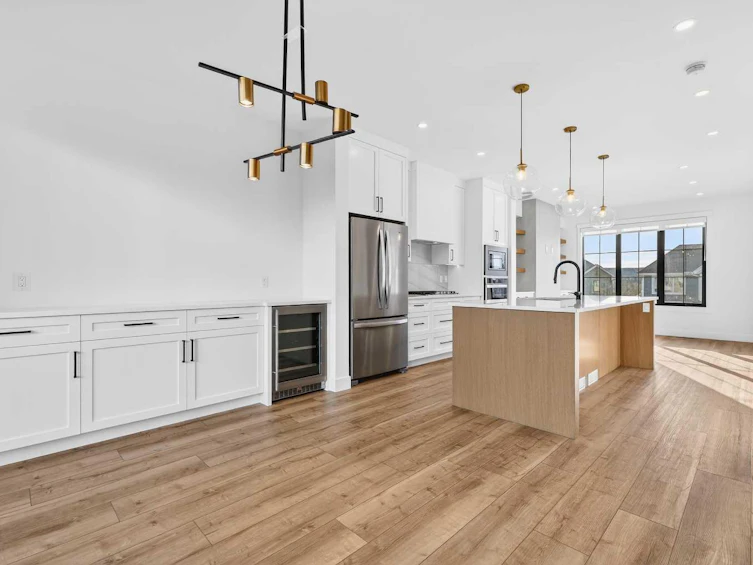 140 Discovery Drive SW, Calgary, AB, T3H 4N7 - 22