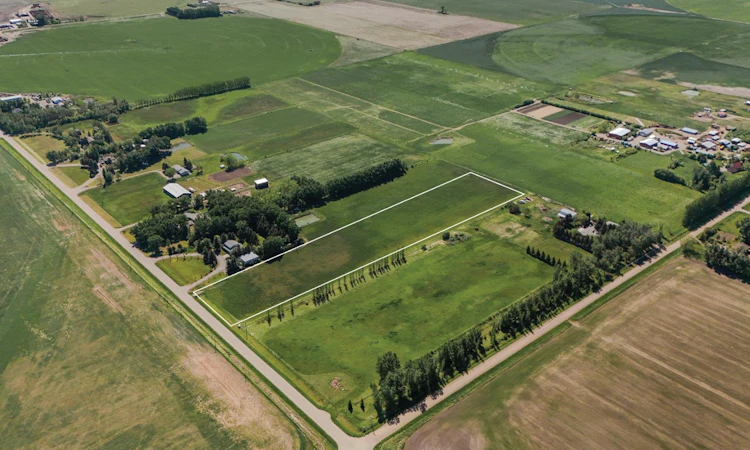 7.76 Acres Township Road 84