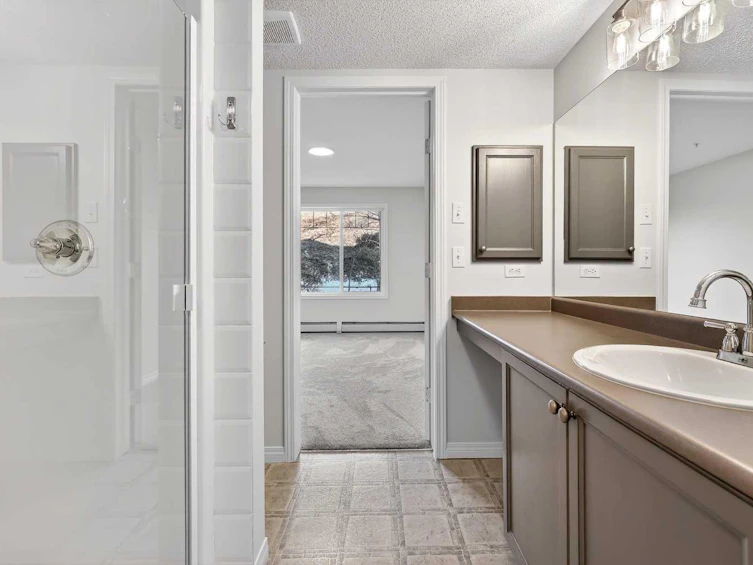 212-369 Rocky Vista Park NW, Calgary, AB, T3G 5K7 - 31